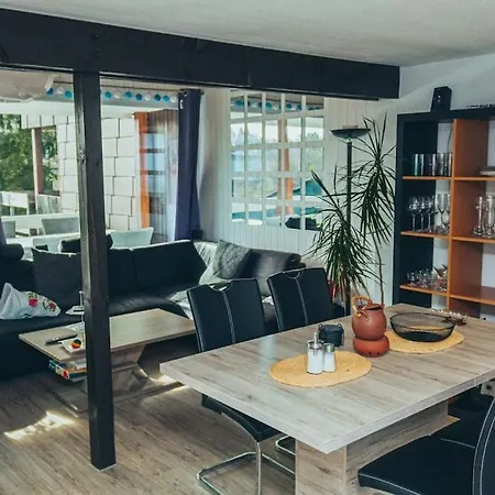 Holiday home Ferienhaus Albtraeumchen *