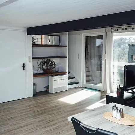 Holiday home Ferienhaus Albtraeumchen *